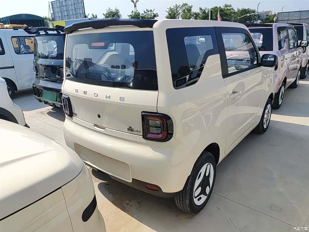 Geely Panda, 2026 7