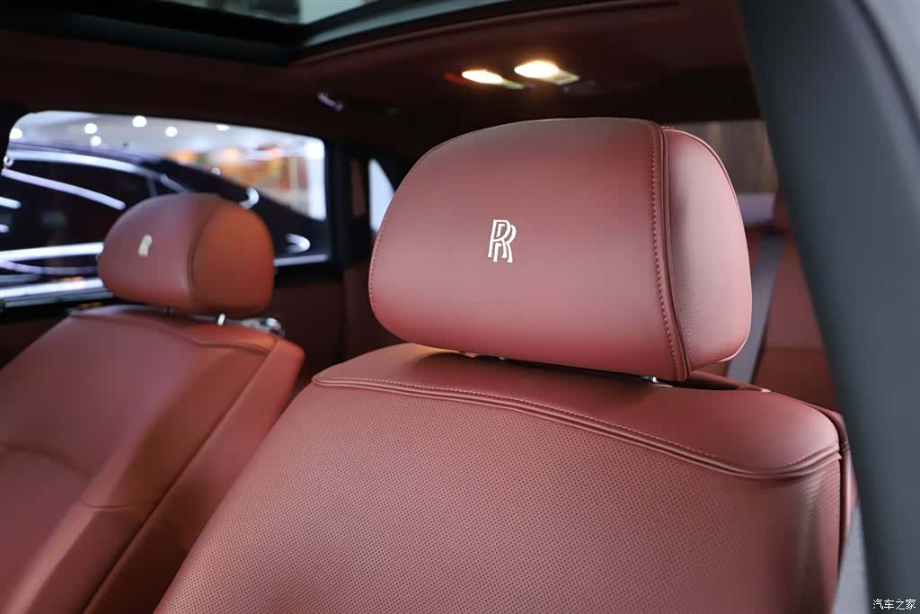 Rolls-Royce Ghost, 2015 19