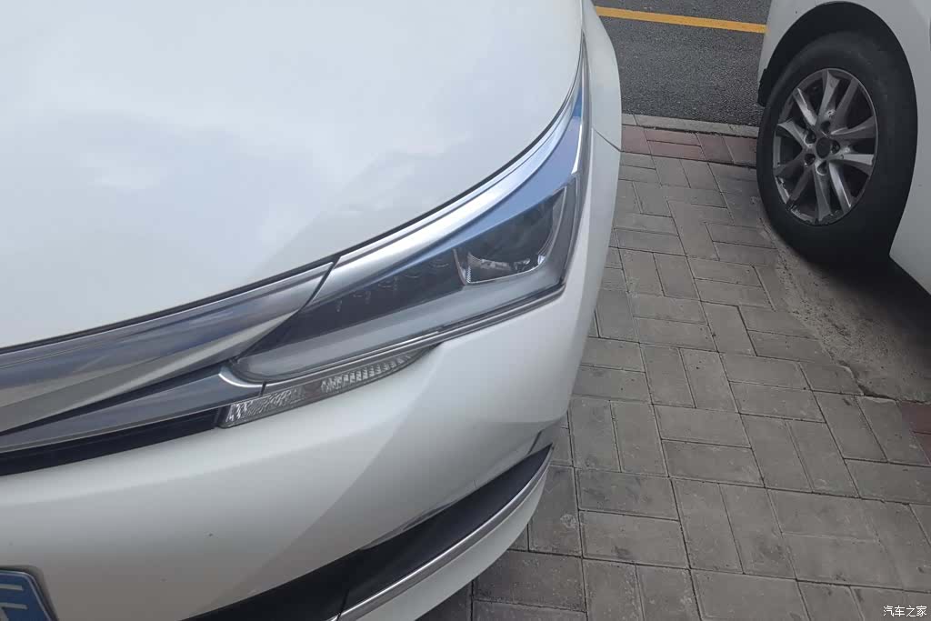 Toyota Corolla, 2018 все фото