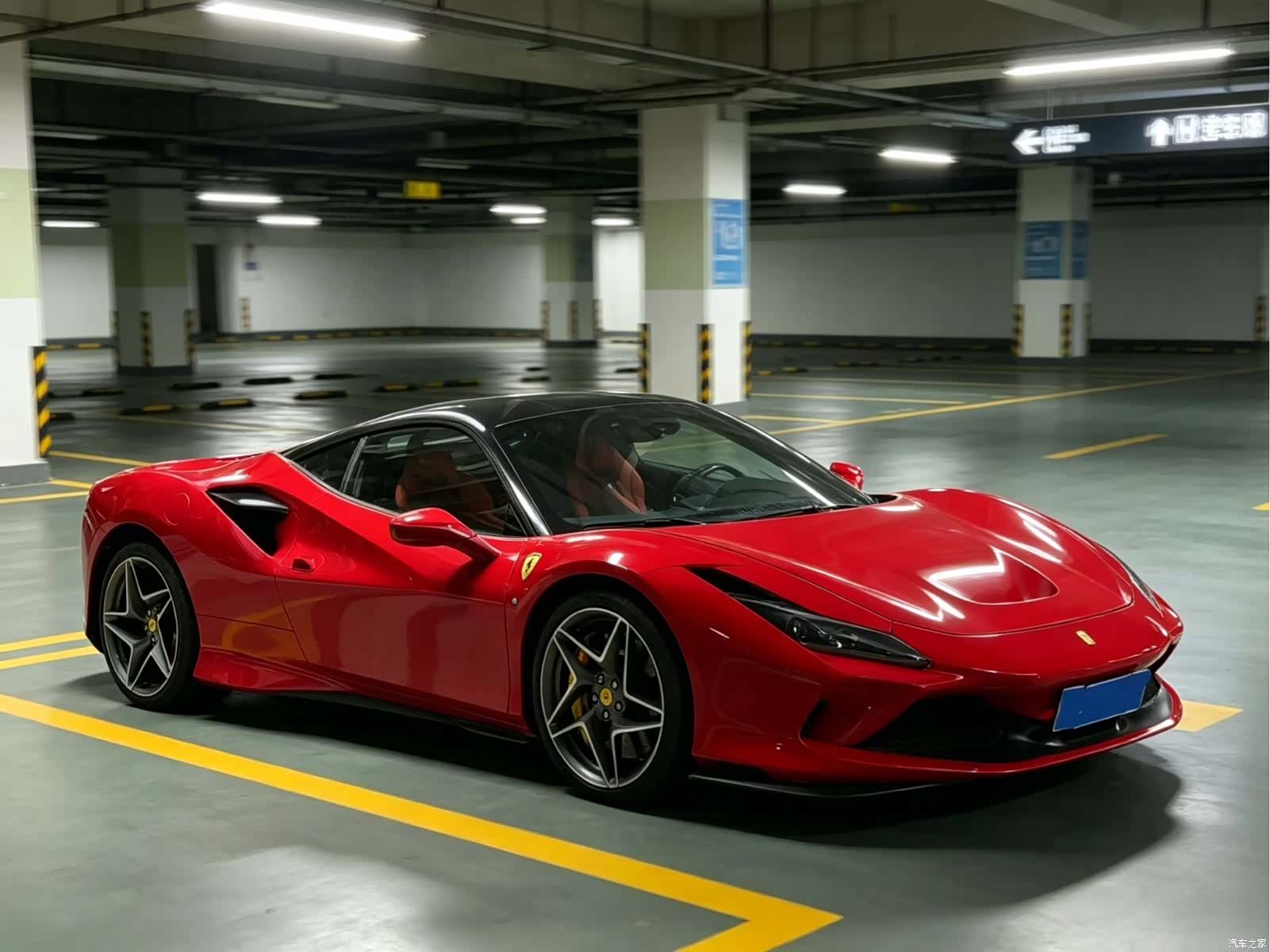 Ferrari F8, 2021 3