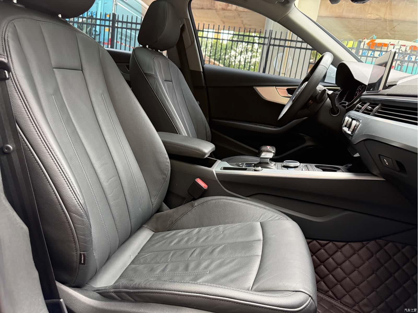 Audi A4L, 2019 20