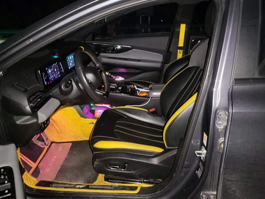 Trumpchi Shadow Leopard