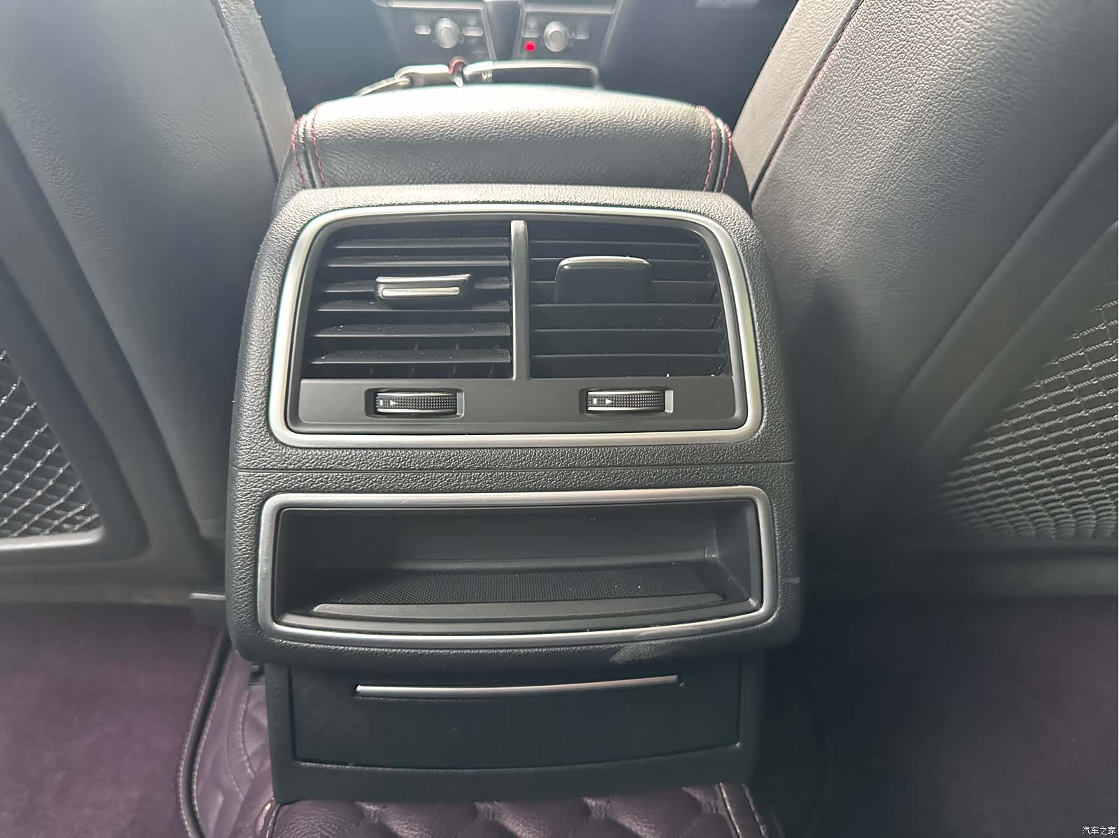 Audi A6L, 2018 32