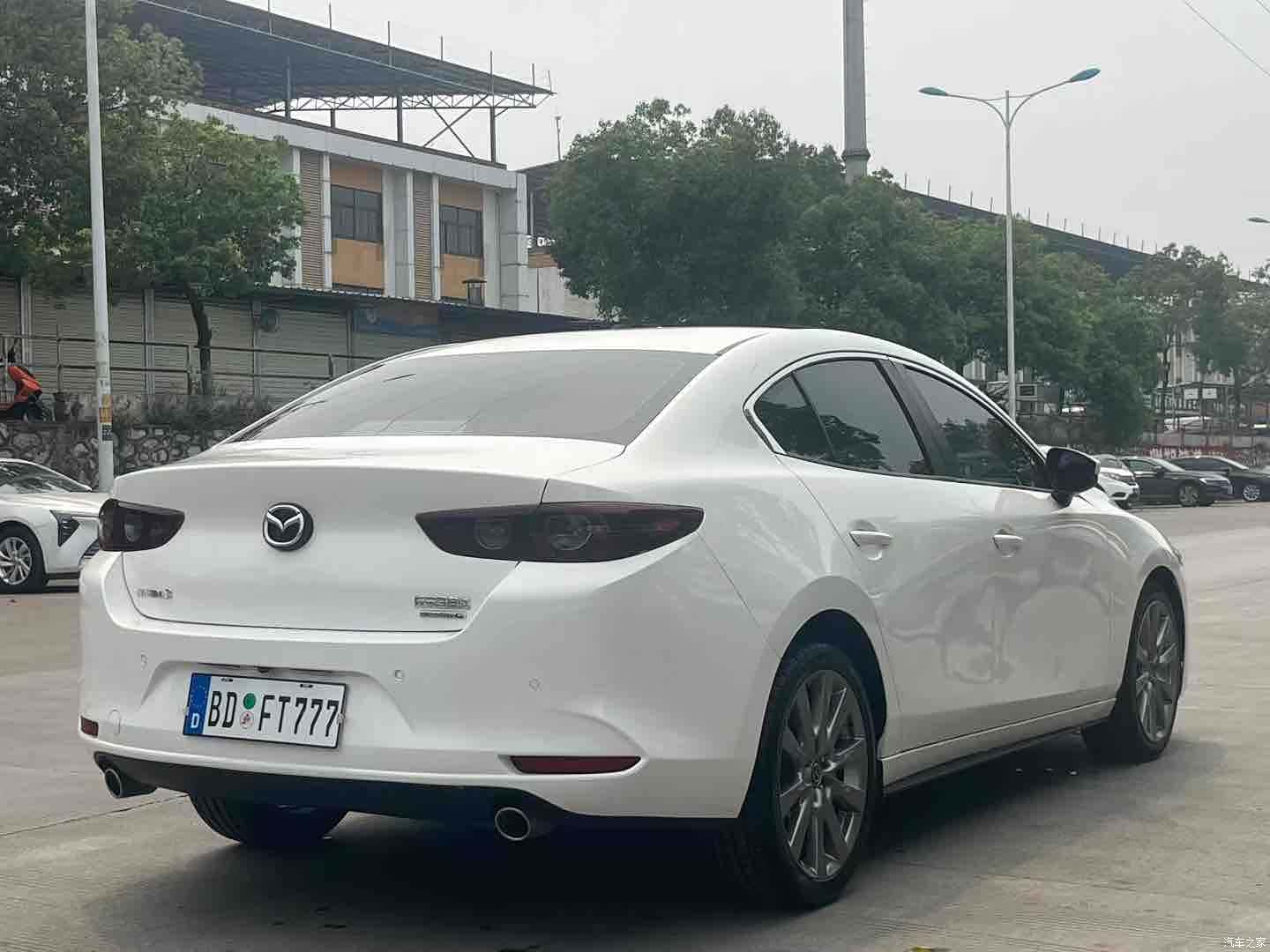 Mazda Mazda3, 2021 9