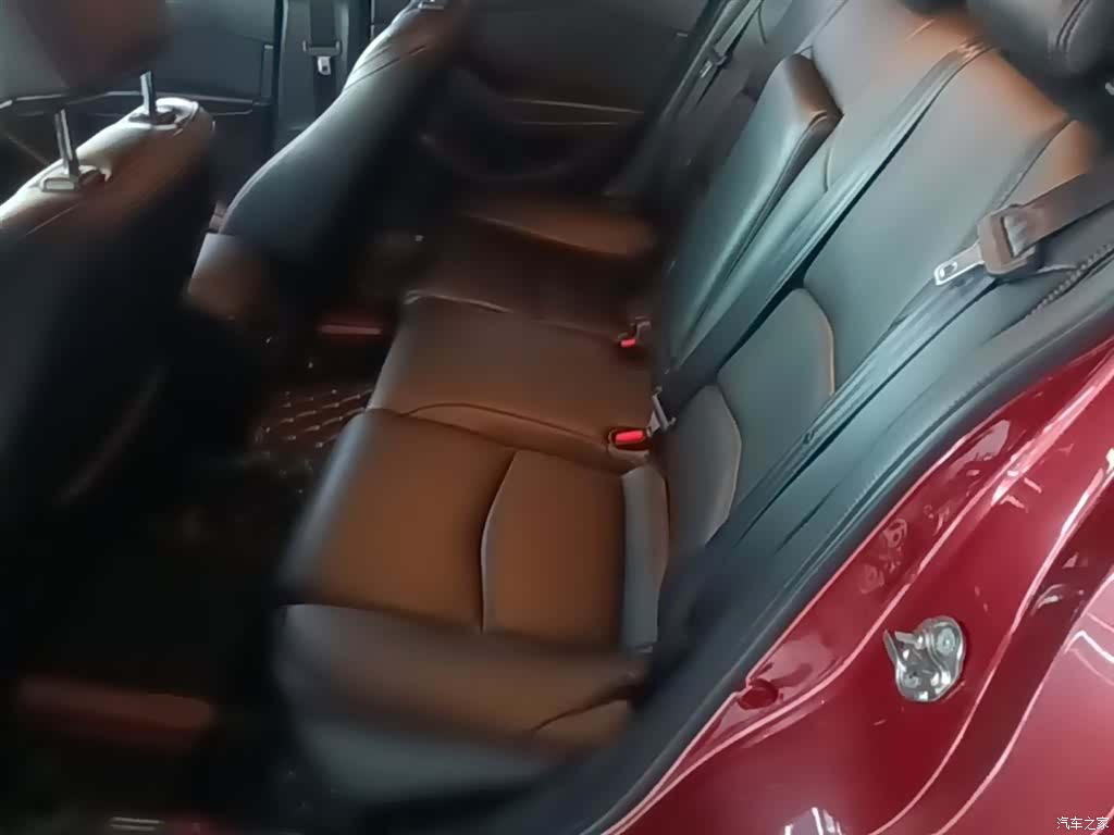 Mazda Mazda3, 2020 17