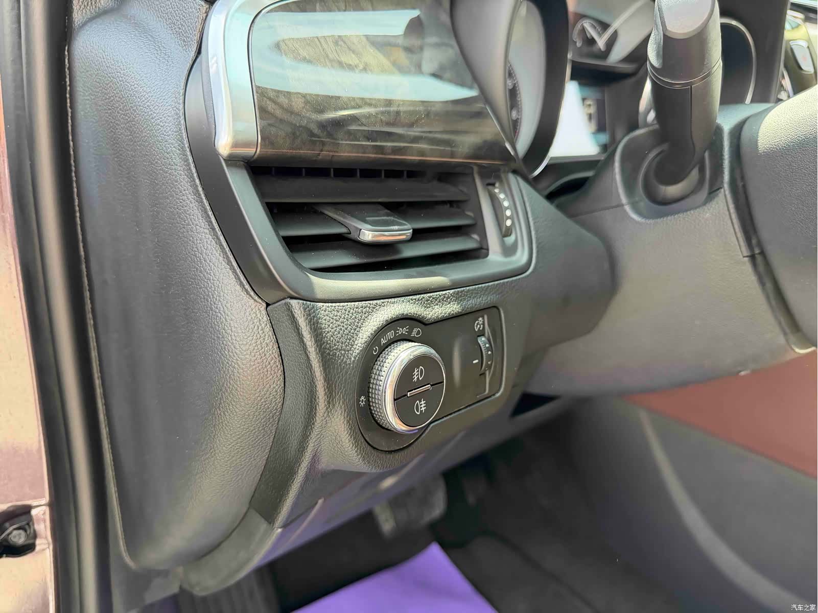 Buick Envision Plus, 2015 9