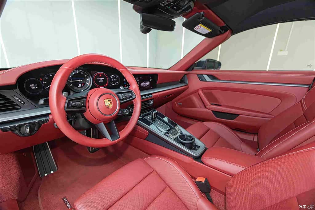 Porsche 911, 2022 15
