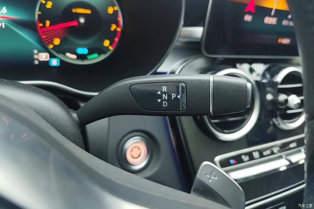 Mercedes-Benz C-Class, 2021 16