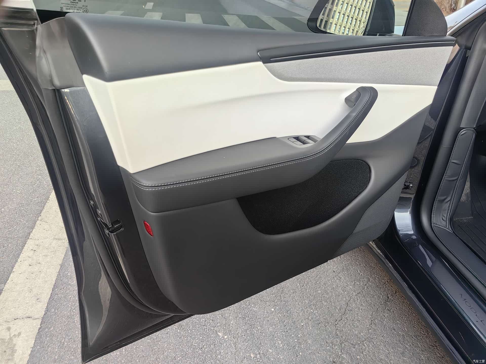 Tesla Model Y, 2025 19
