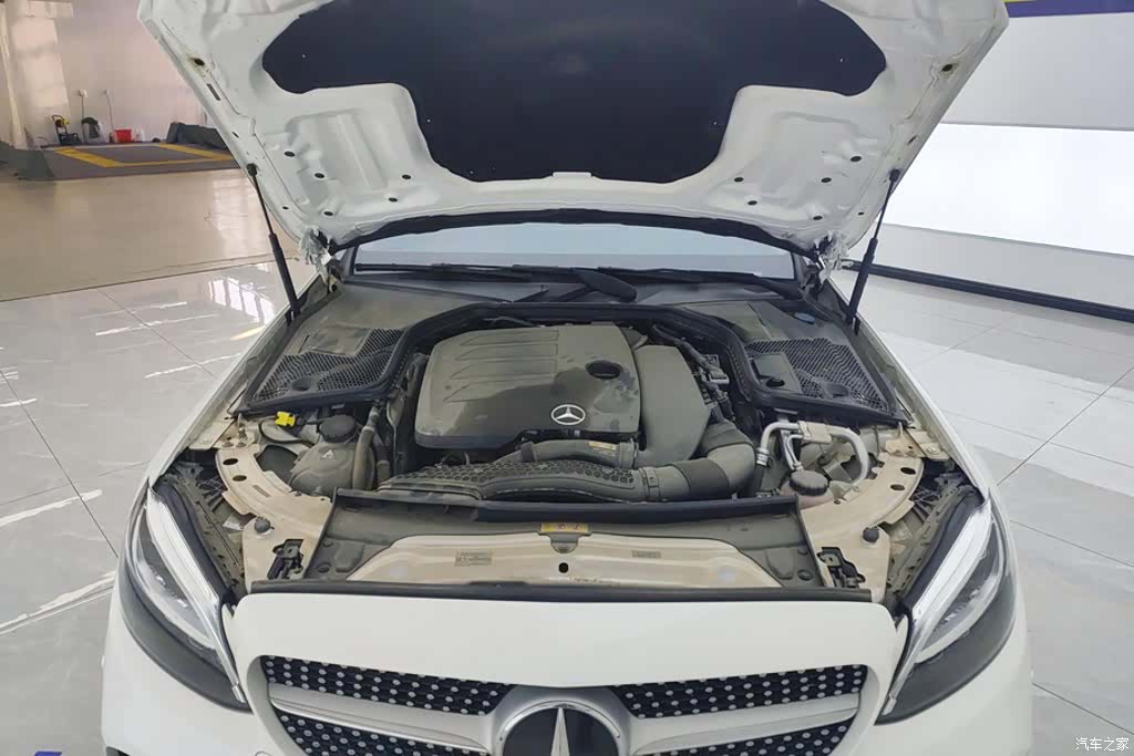 Mercedes-Benz C-Class, 2021 10