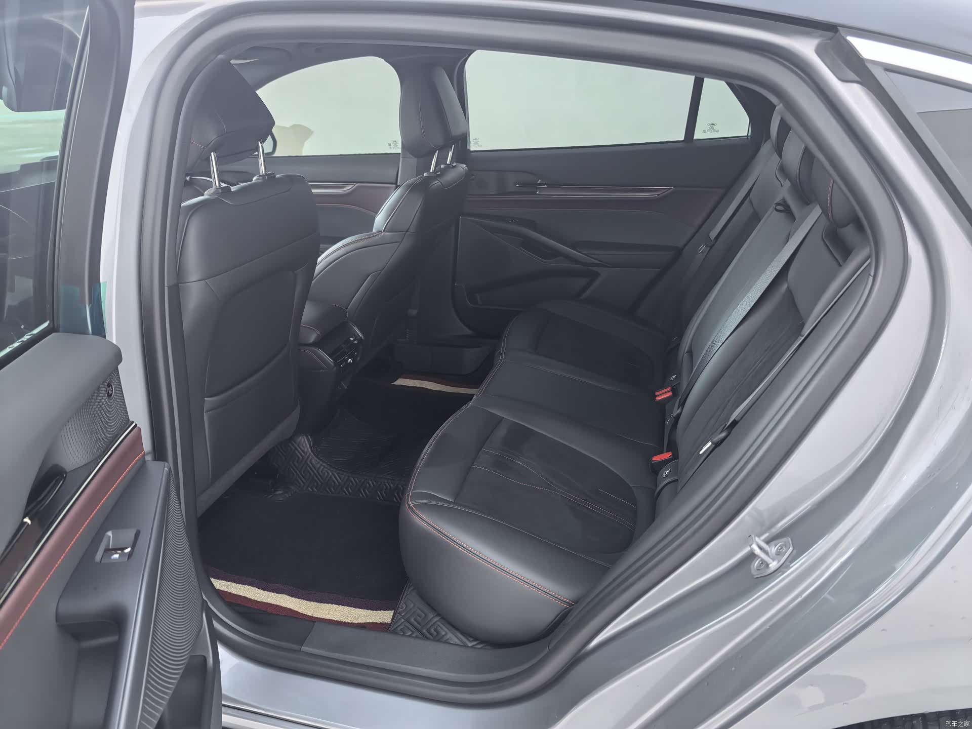 Ford Mondeo, 2024 12