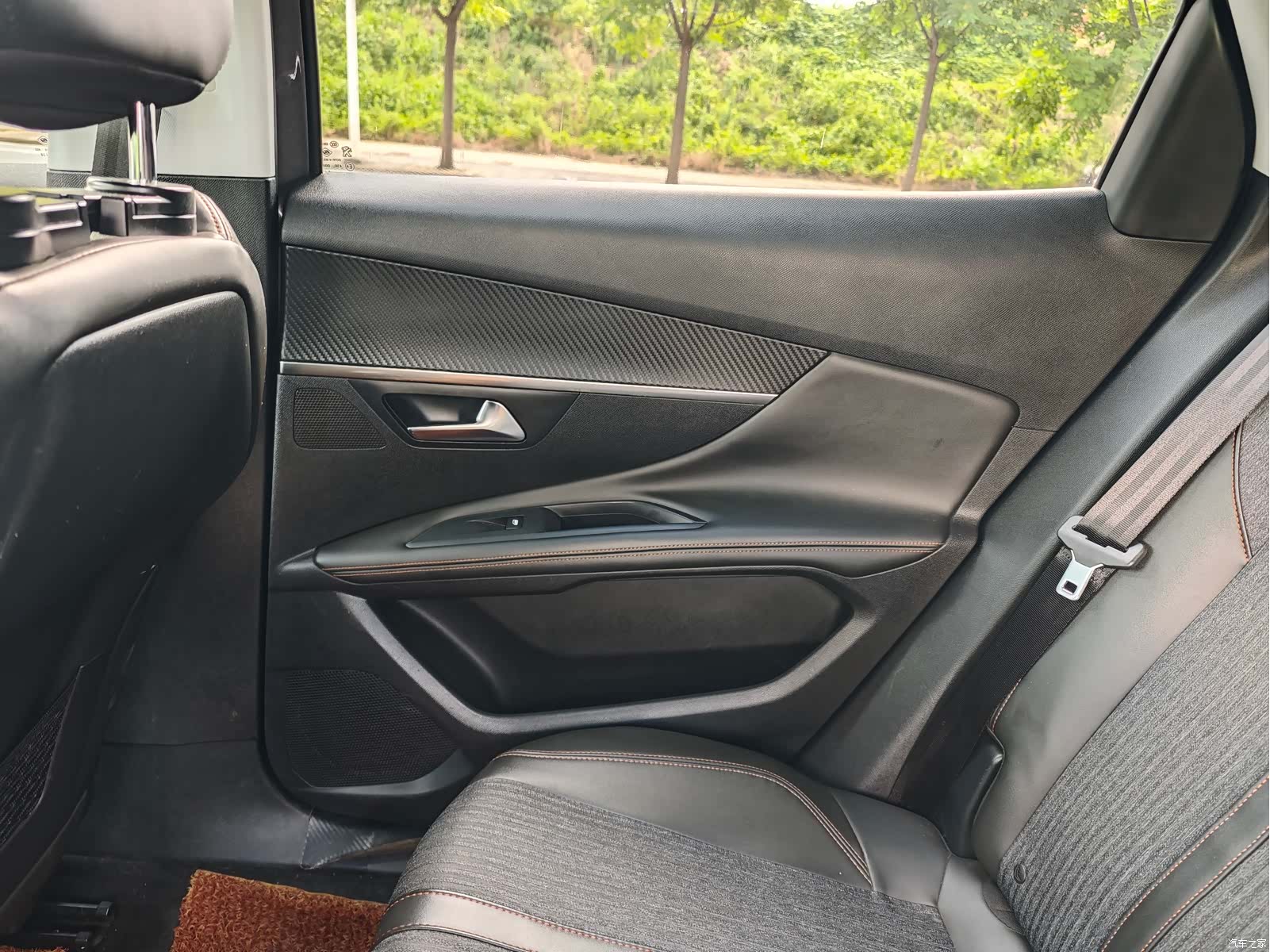 Peugeot 4008, 2017 11