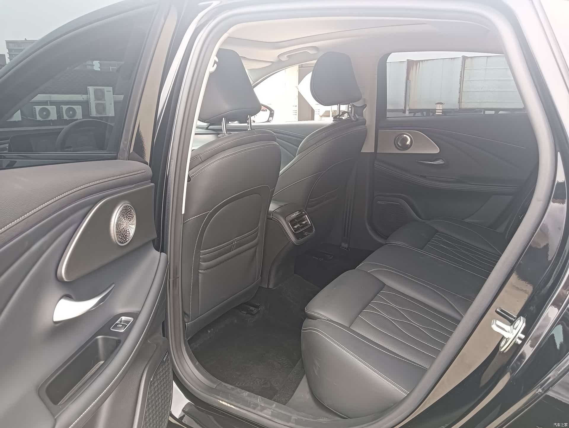 Chery Arrizo 8, 2024 9