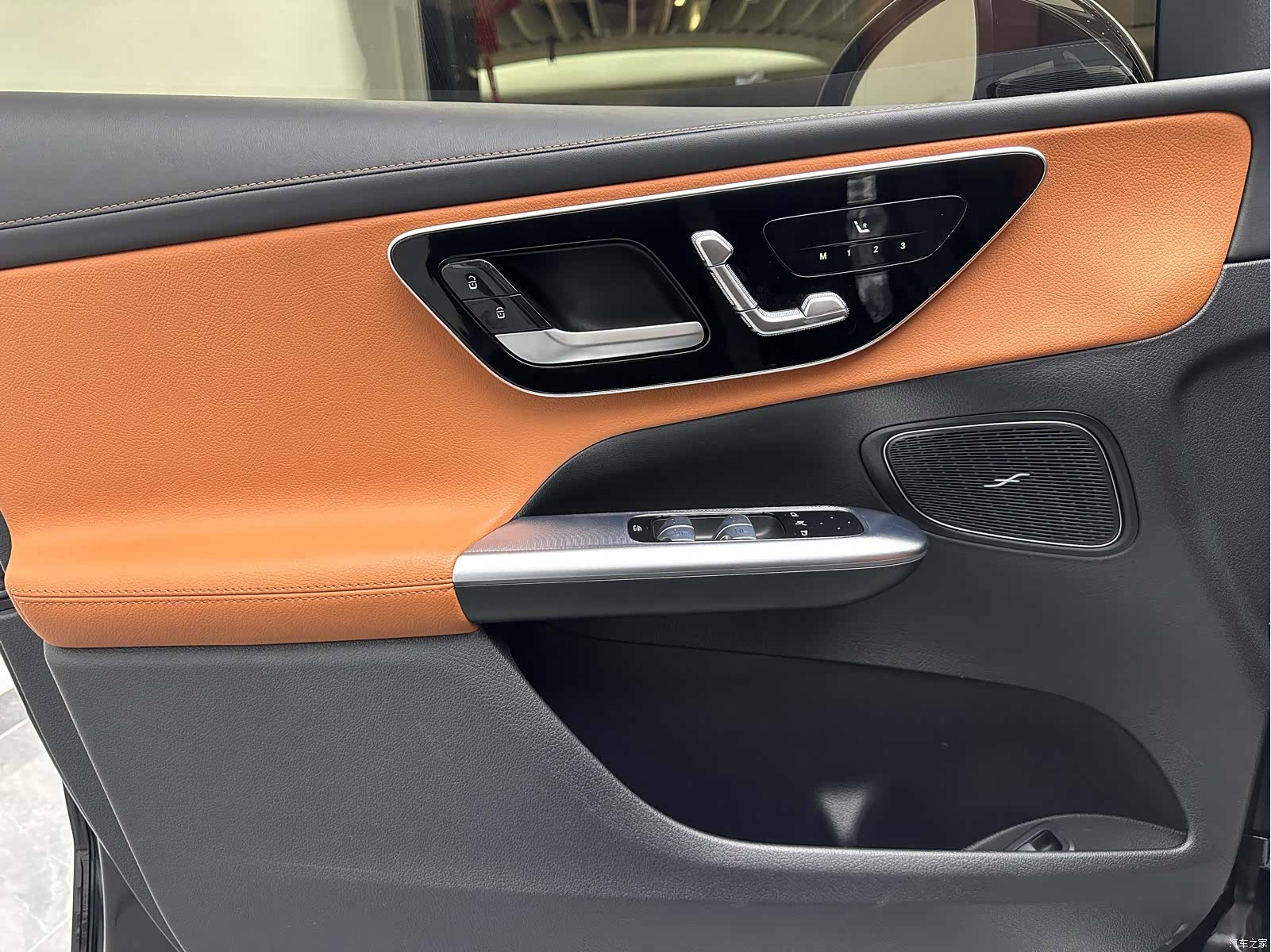 Mercedes-Benz GLC, 2023 23