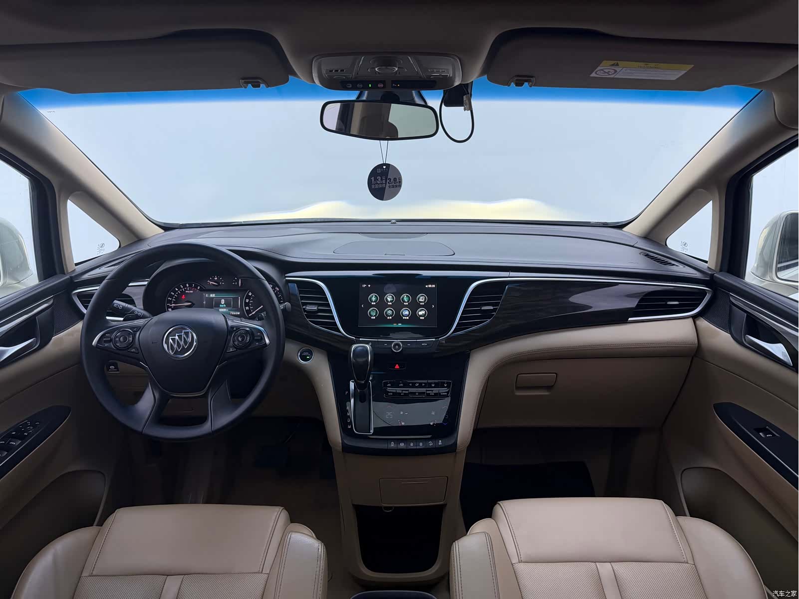 Buick GL8, 2018 11