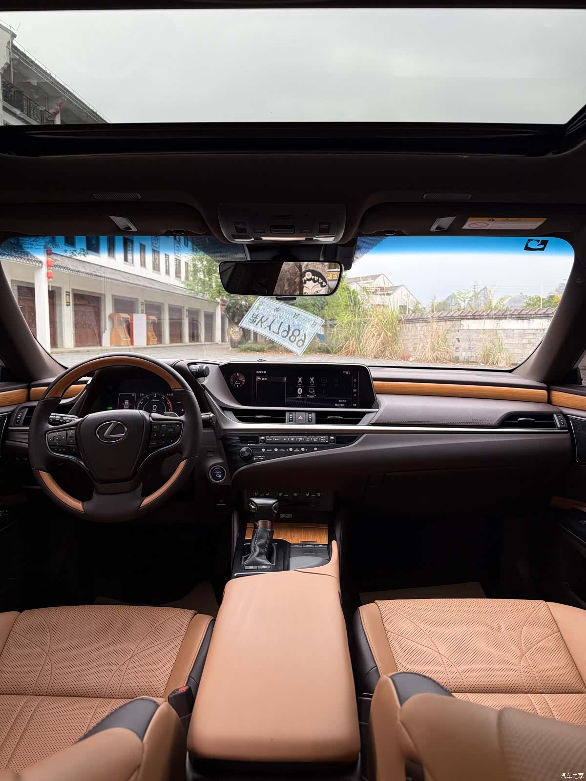 Lexus ES, 2020 6