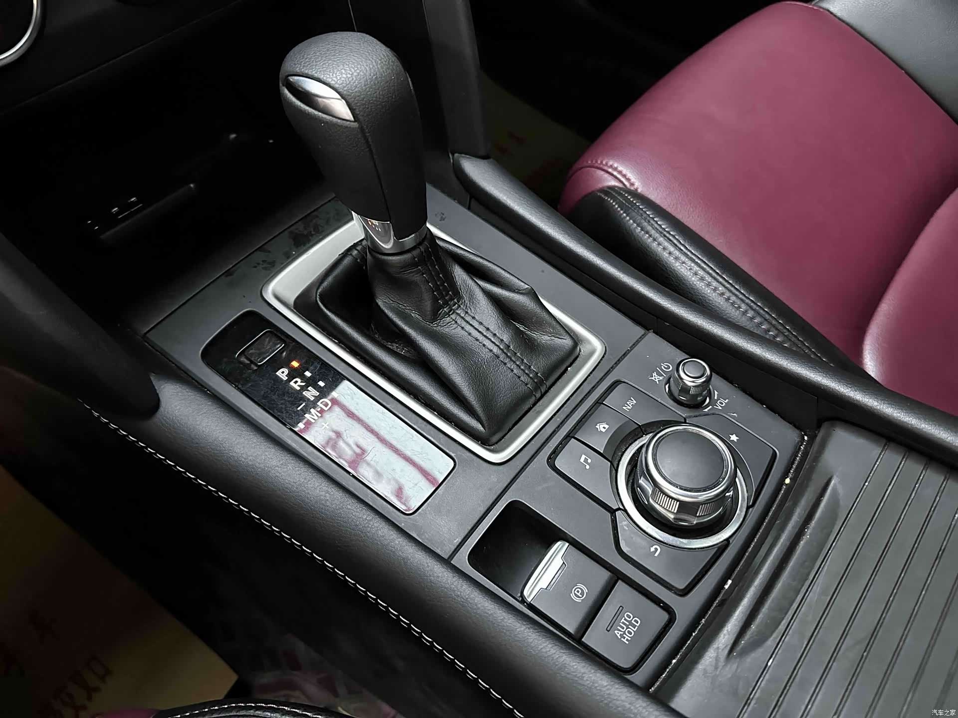 Mazda CX-4, 2022 9