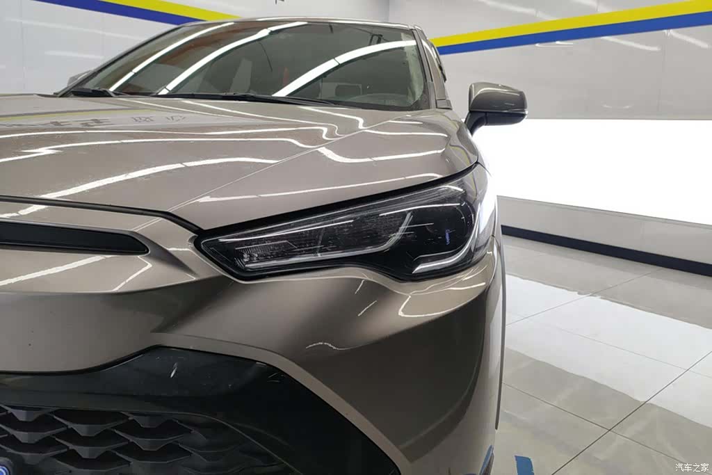 Toyota Frontlander, 2023 все фото