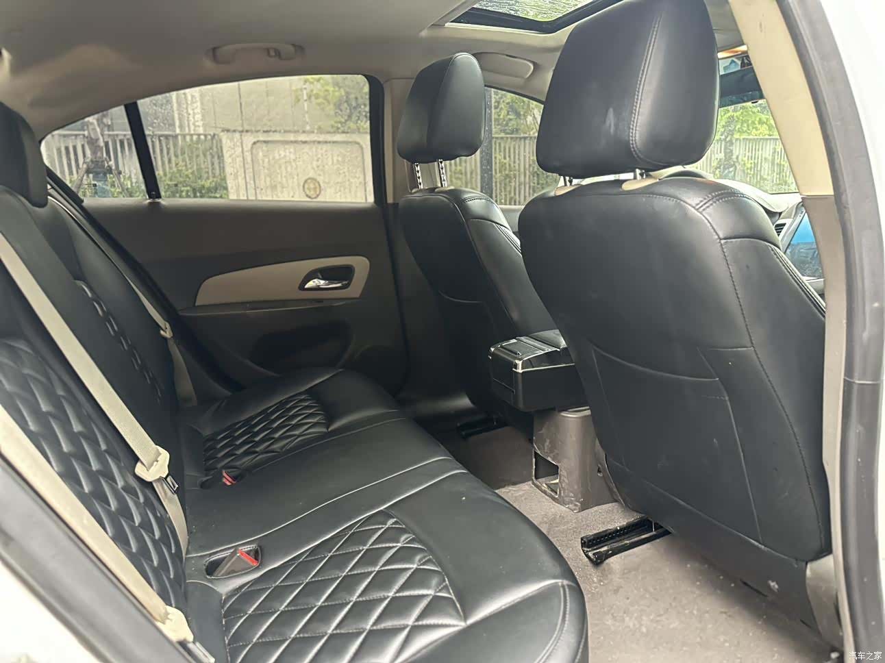 Chevrolet SE, 2016 12