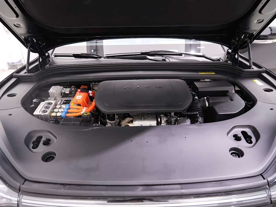 AITO Ask the world M9