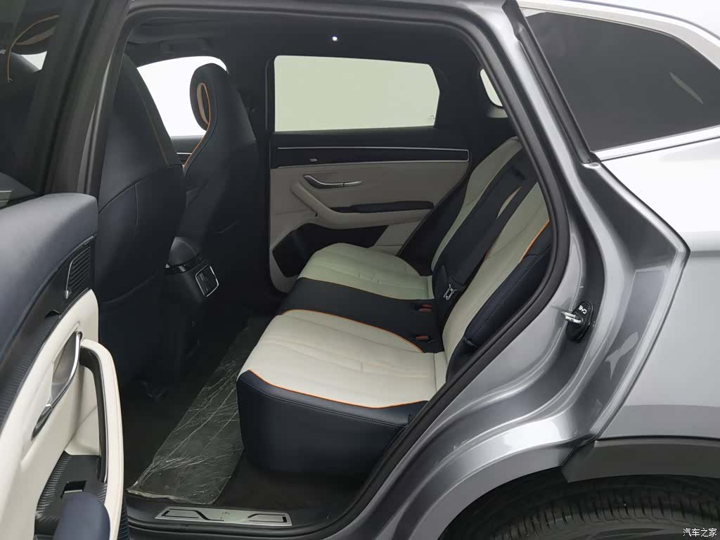 BYD Song, 2022 15