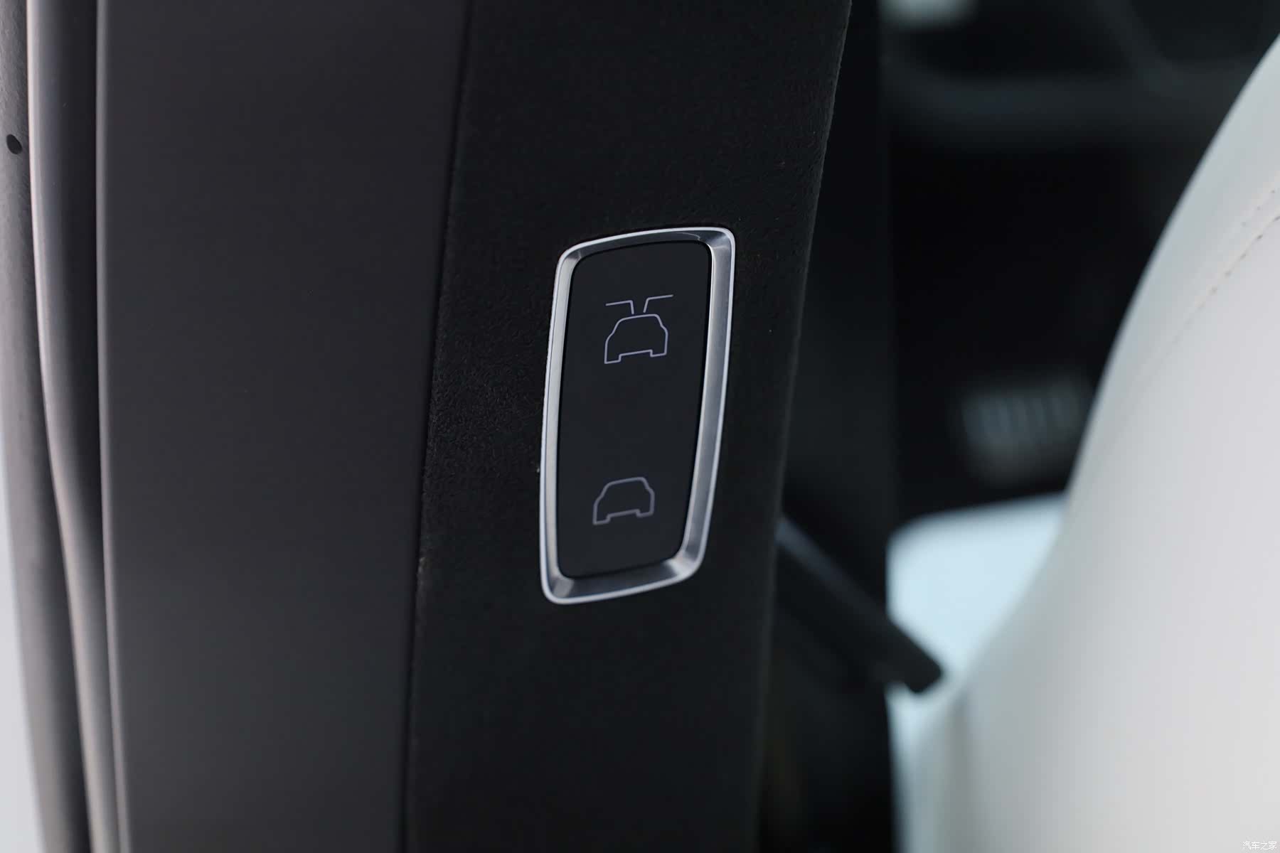 Tesla Model X, 2023 29
