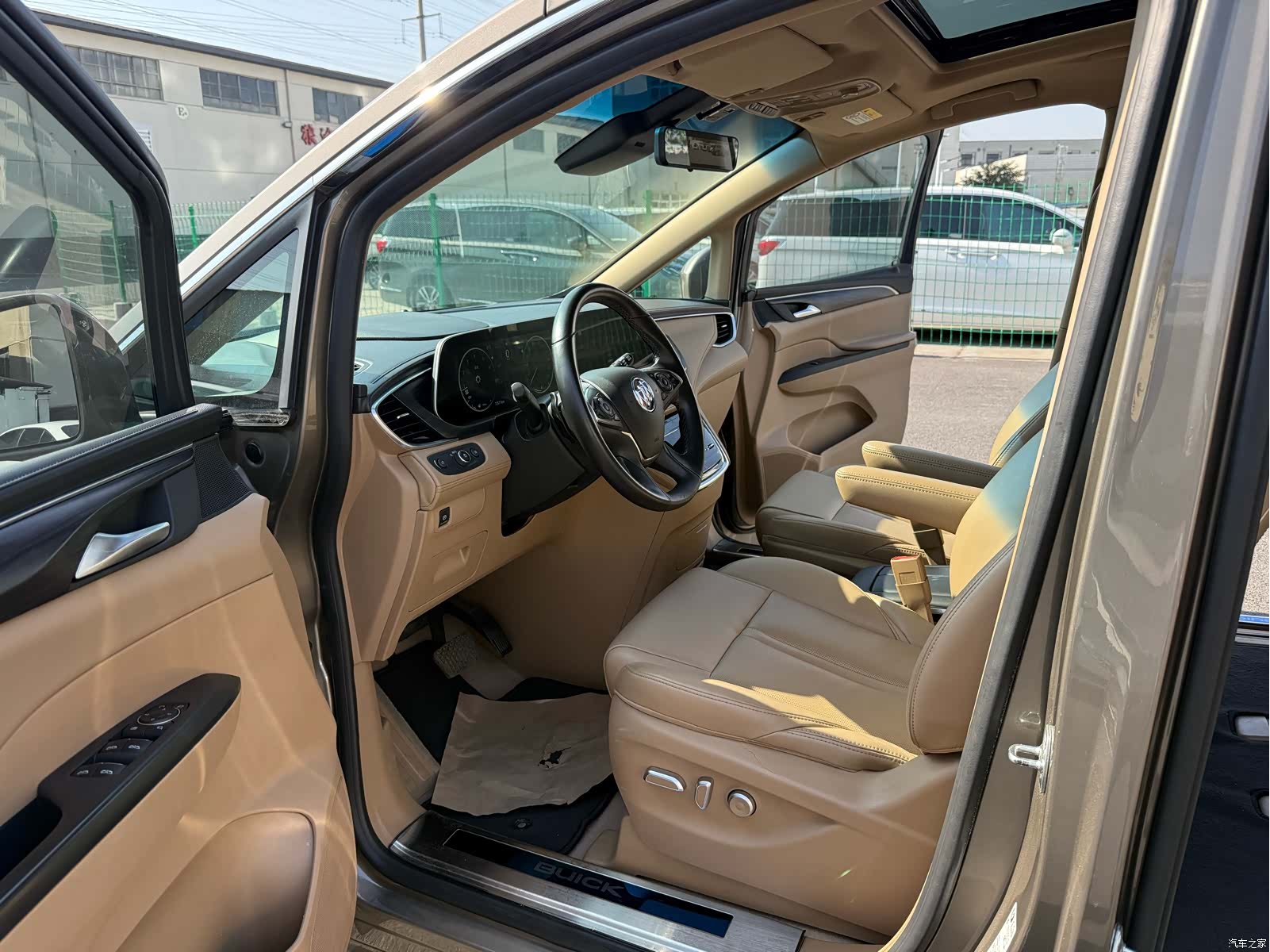 Buick GL8, 2020 21