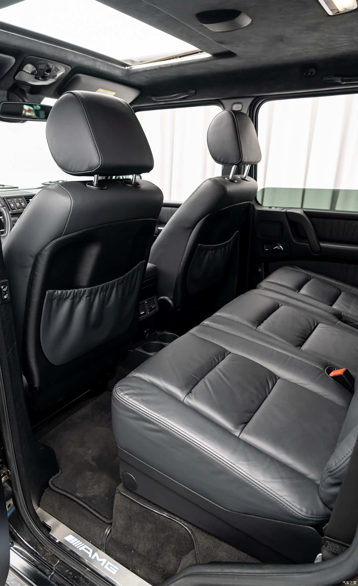 Mercedes-Benz G-Class, 2009 12