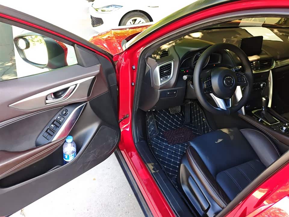 Mazda CX-4