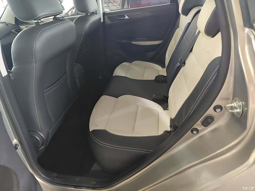 Changan CS35, 2017 17