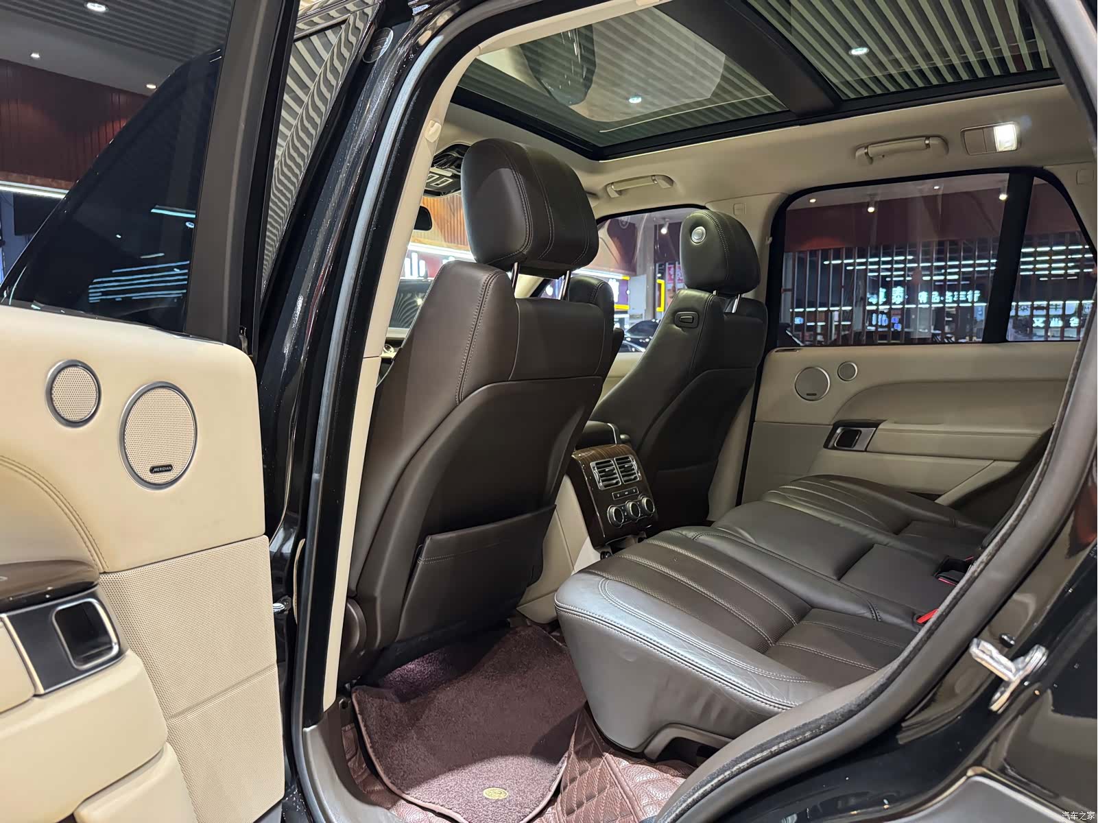 Land Rover Range Rover, 2016 13