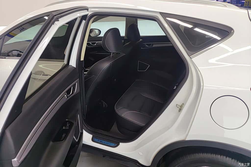 Geely Emgrand, 2020 11