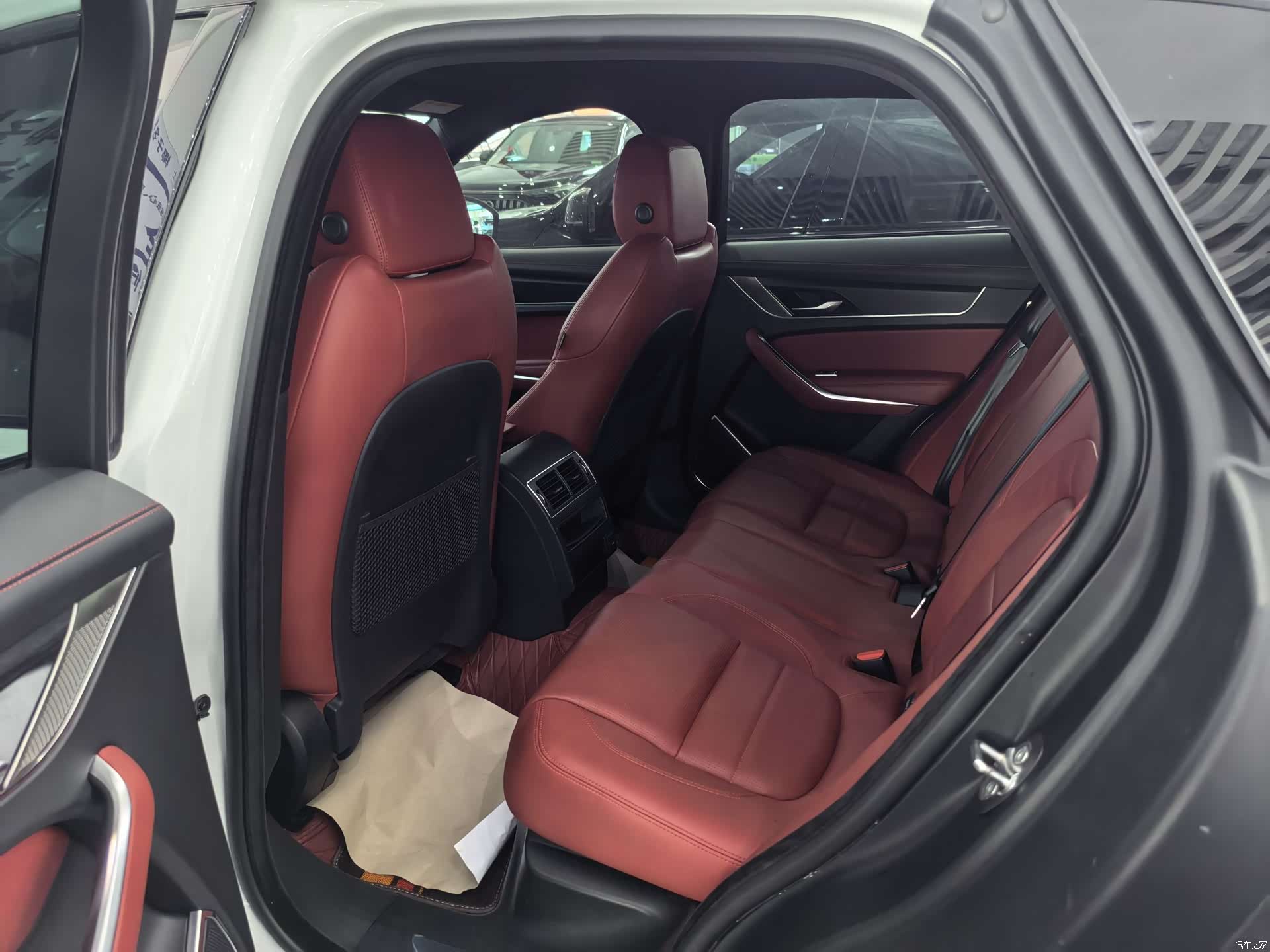 Jaguar F-PACE, 2023 8