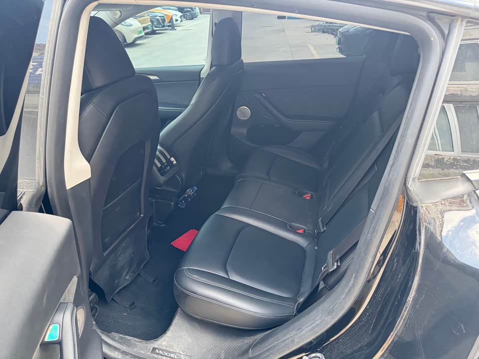 Tesla Model Y Tesla Model Y