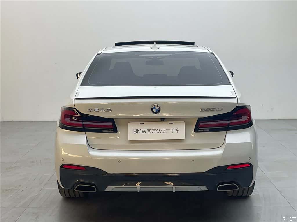 BMW 5 Series, 2022 все фото