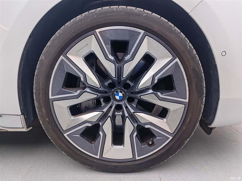 BMW 7 Series, 2024 17