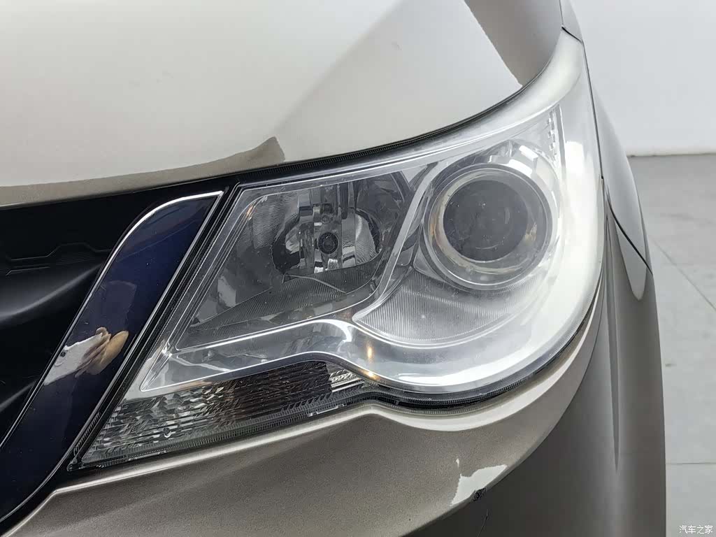 Wuling 730, 2016 7
