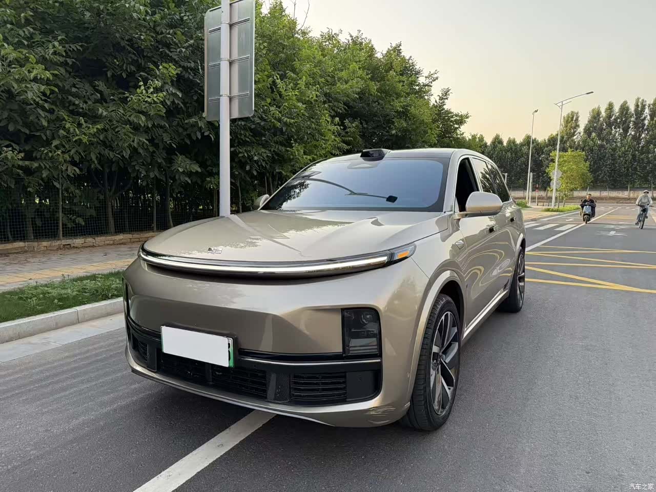 Li Auto L9, 2023 1