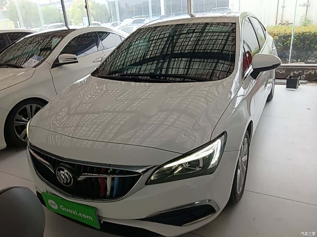 Buick Verano, 2018 3