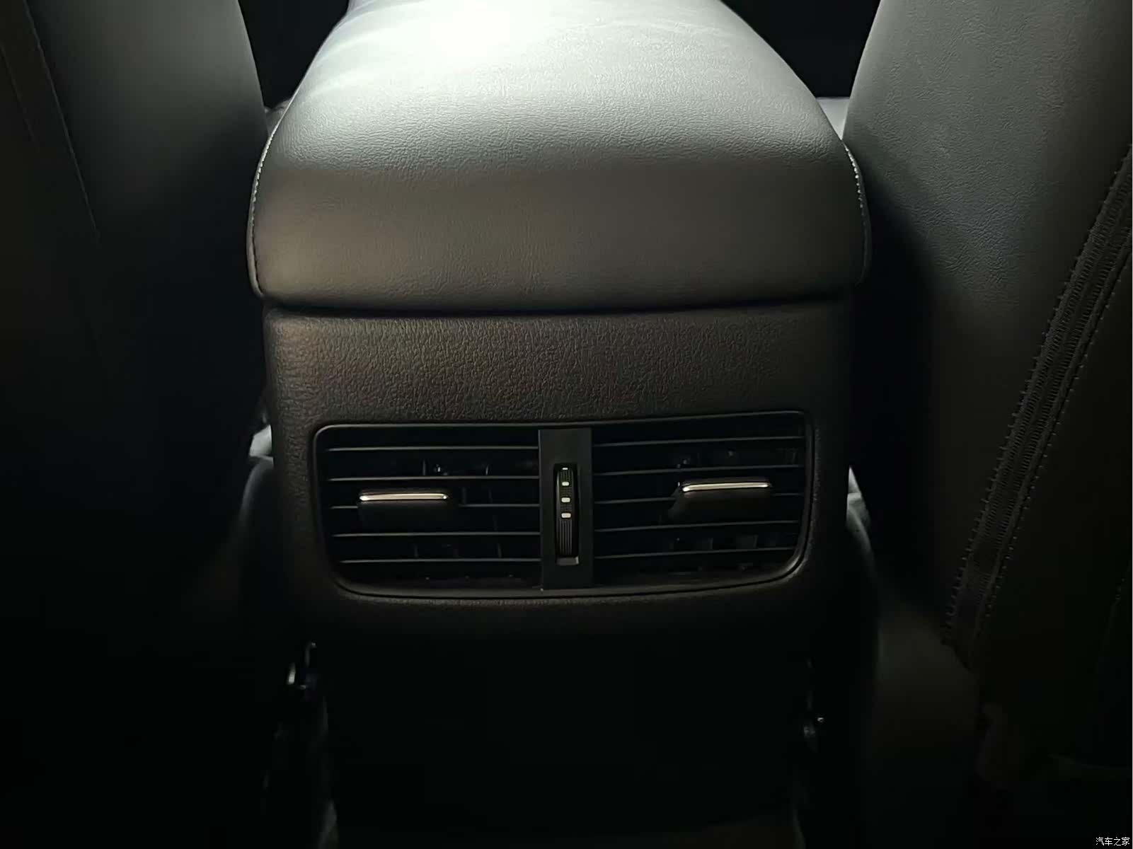 Mazda Mazda3, 2023 8