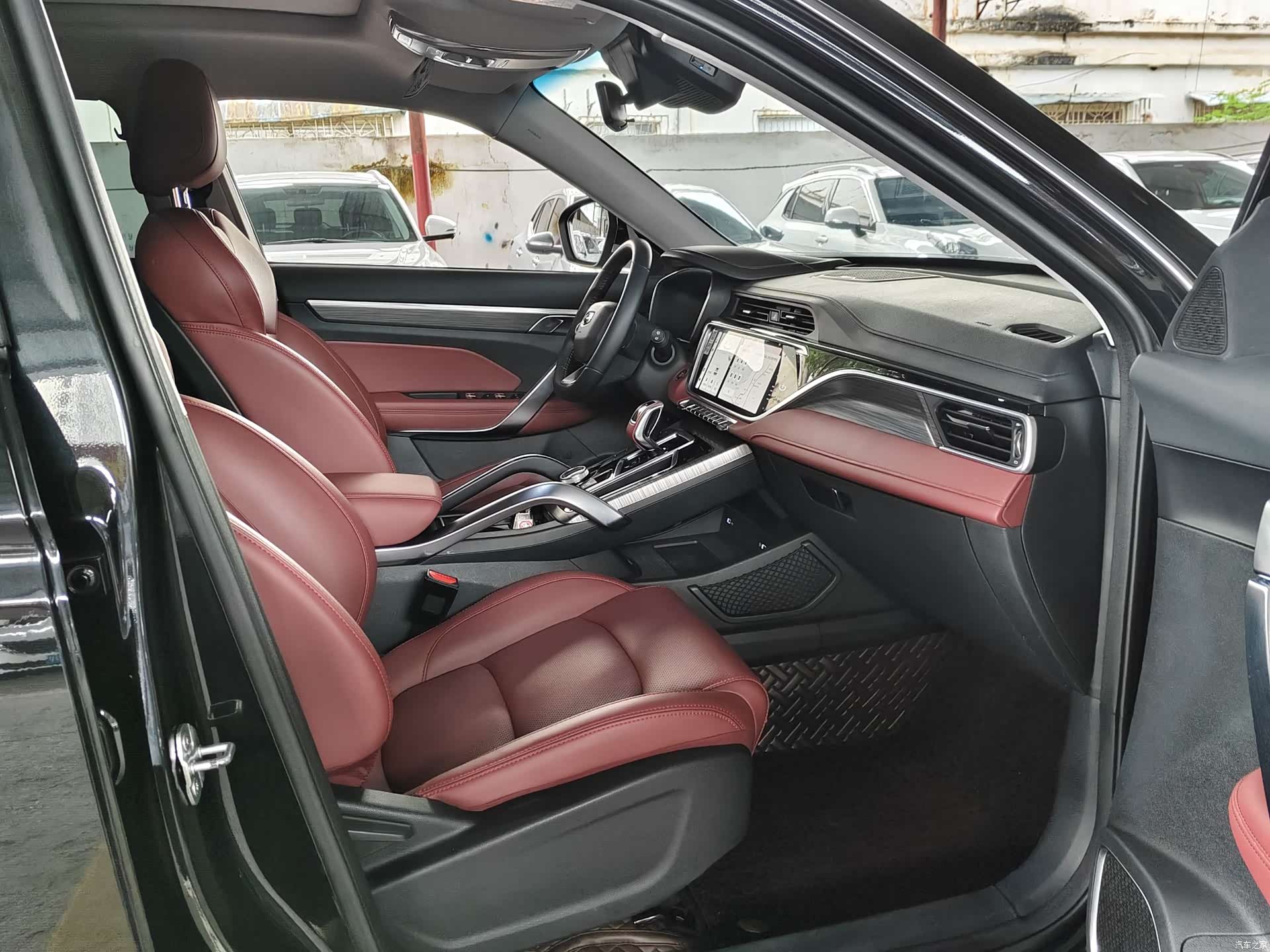 Geely Boyue, 2022 7