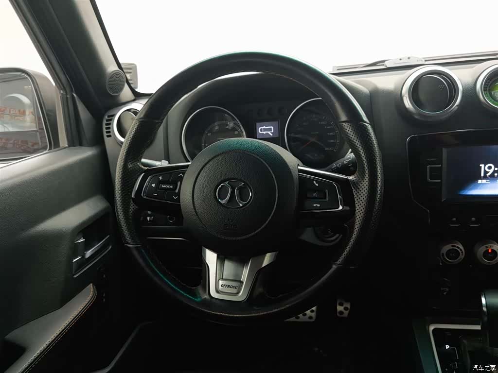 BAIC BJ40, 2017 14