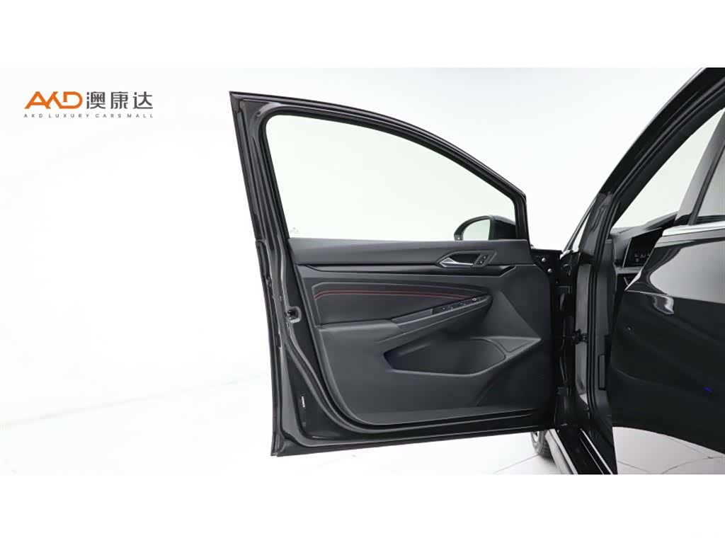 Volkswagen Golf, 2022 10