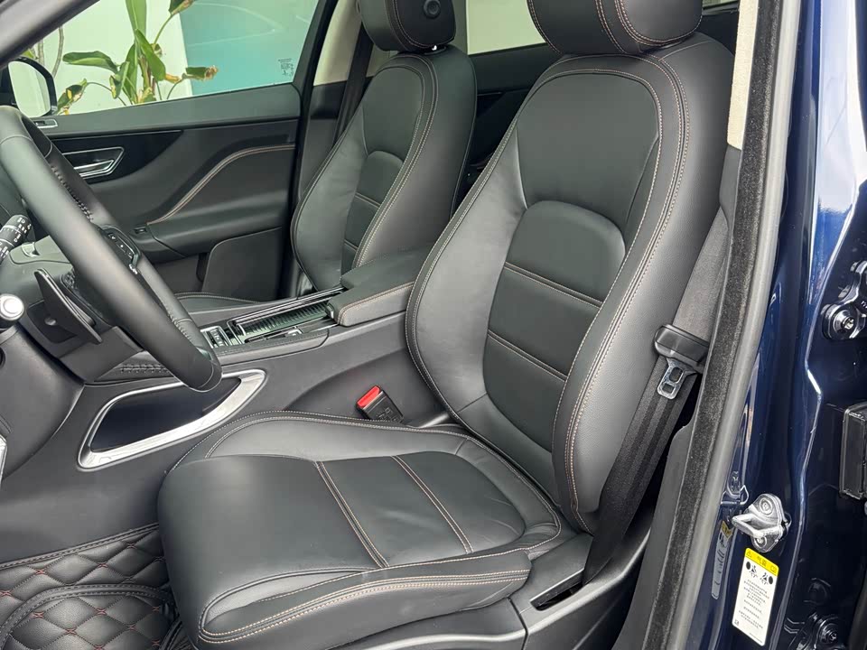 Jaguar F-PACE Jaguar F-PACE