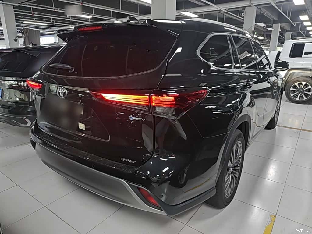 Toyota Highlander, 2026 7