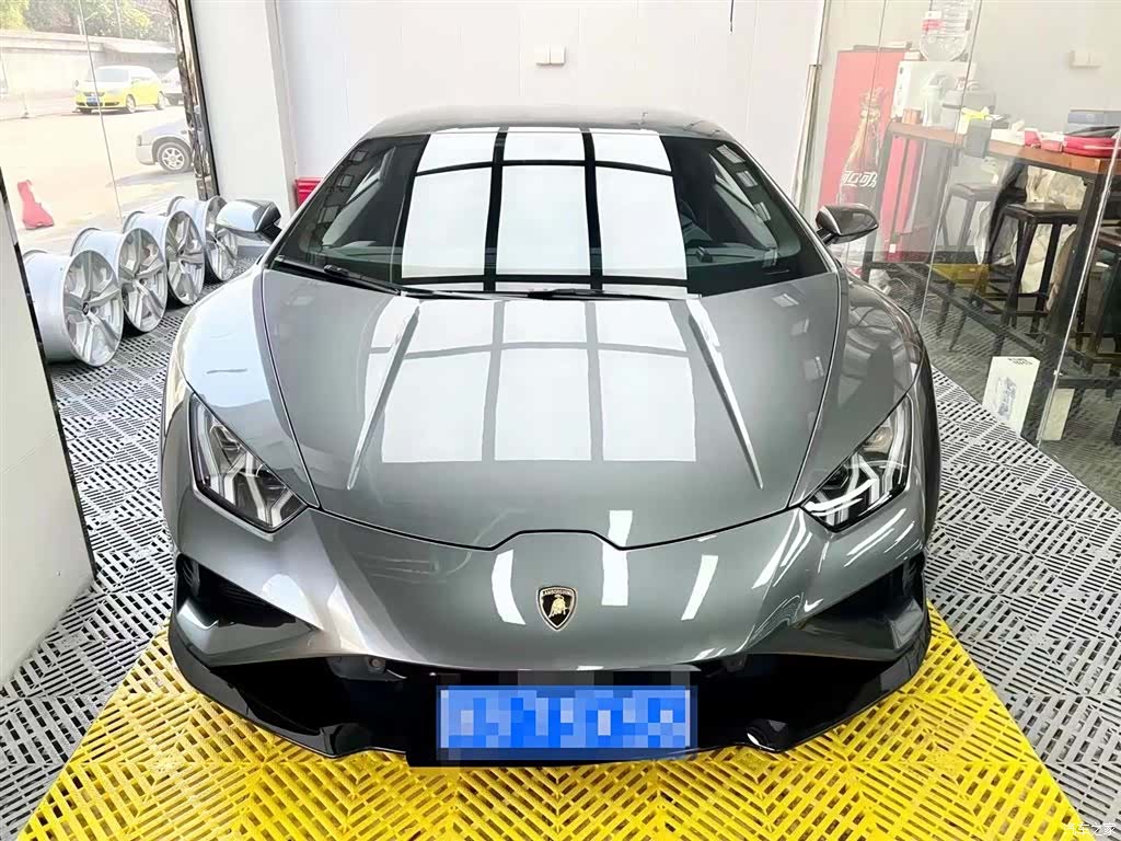 Lamborghini Huracán, 2021 2