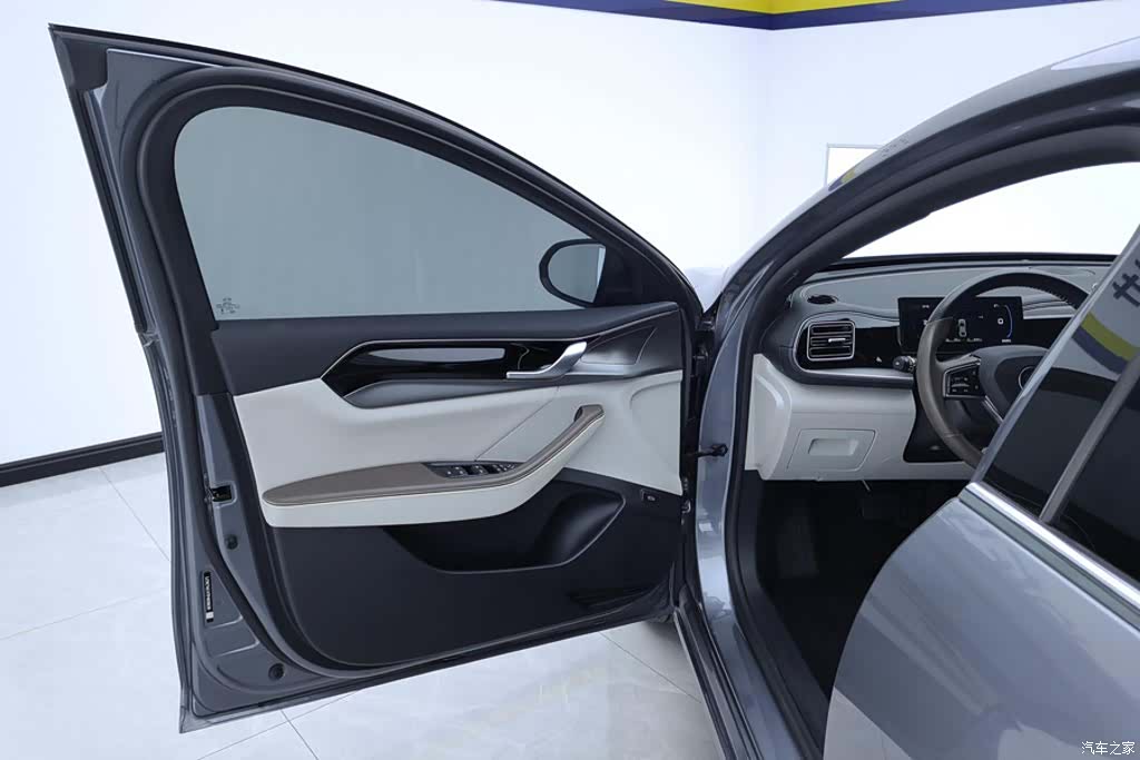 BYD Qin, 2023 7