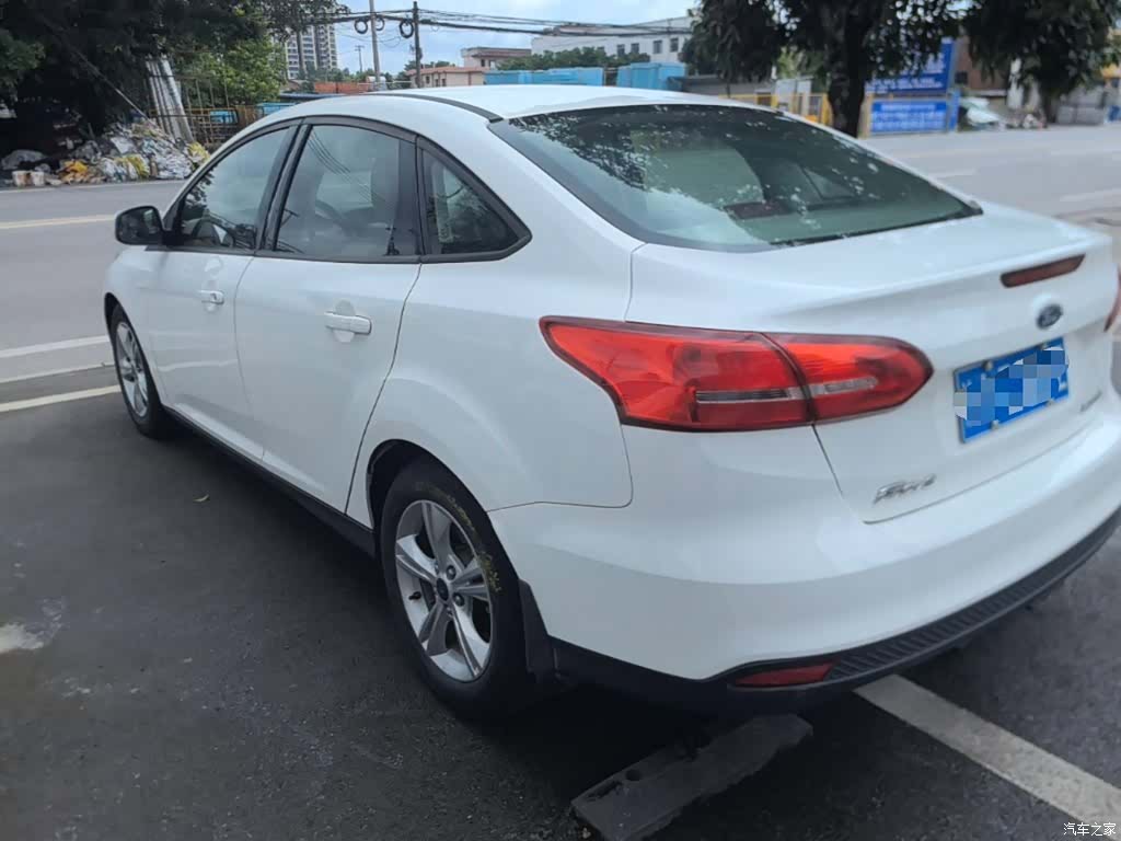 Ford Focus, 2018 все фото