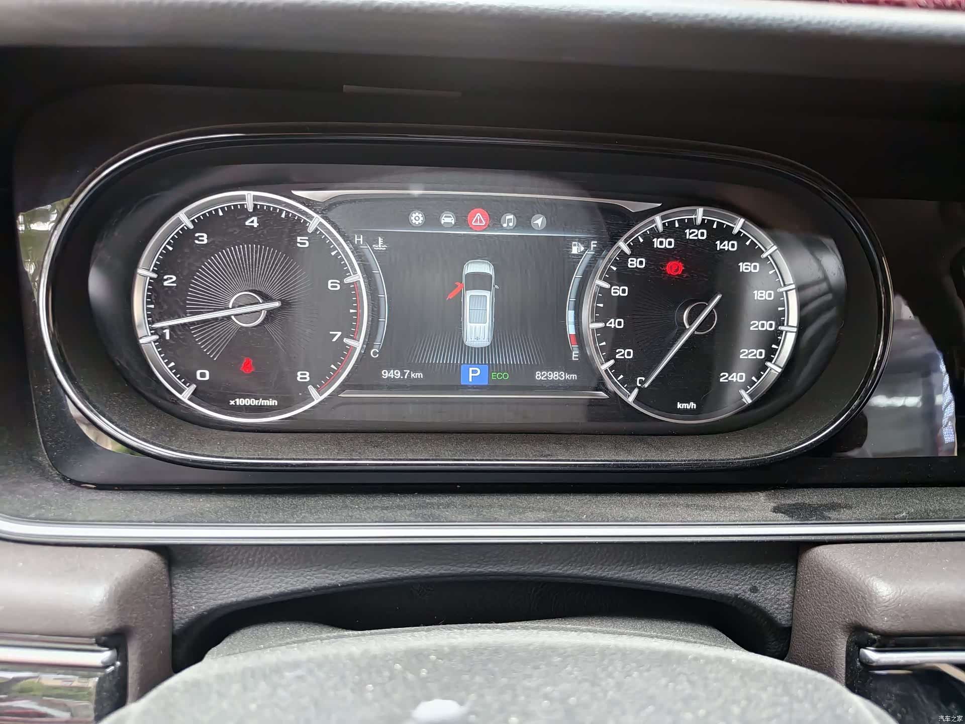 Porsche Macan, 2022 11