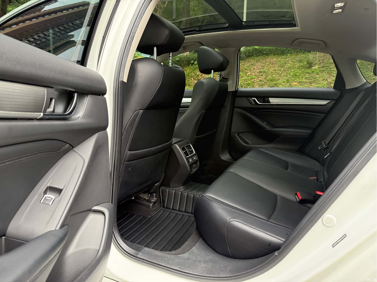 Honda Accord, 2019 8
